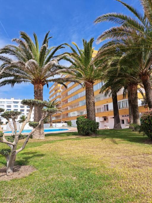Holiday Center Apartamento Vistas Mar, Acceso Directo Playa Y Piscina Roses Ngoại thất bức ảnh