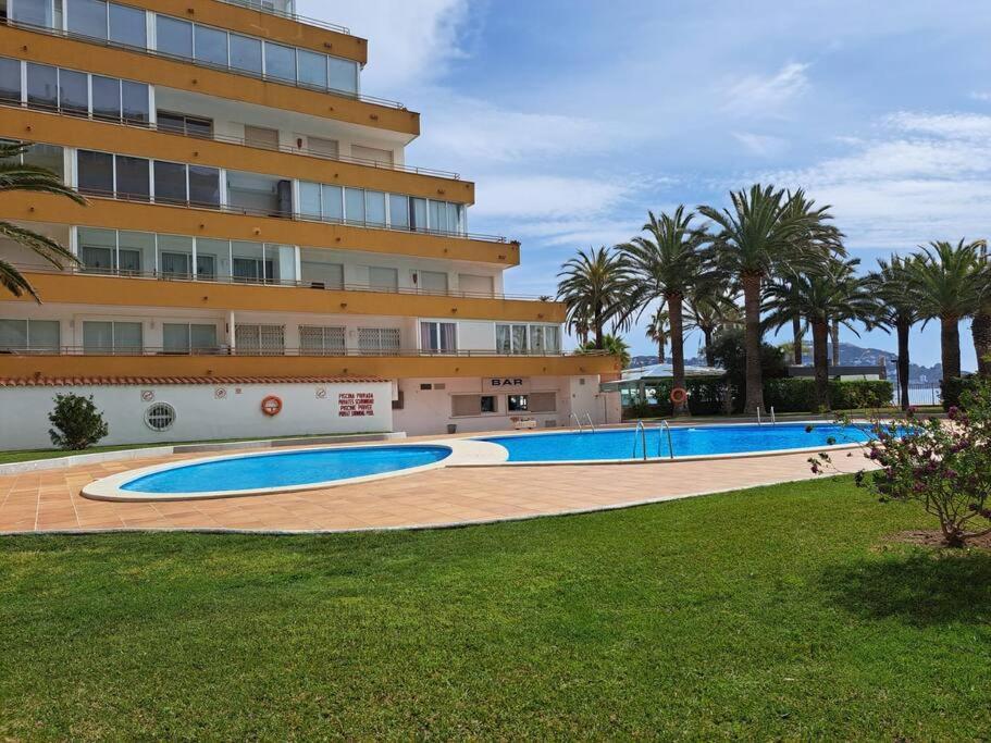 Holiday Center Apartamento Vistas Mar, Acceso Directo Playa Y Piscina Roses Ngoại thất bức ảnh