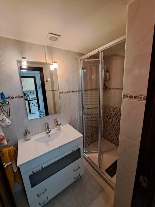 Holiday Center Apartamento Vistas Mar, Acceso Directo Playa Y Piscina Roses Ngoại thất bức ảnh
